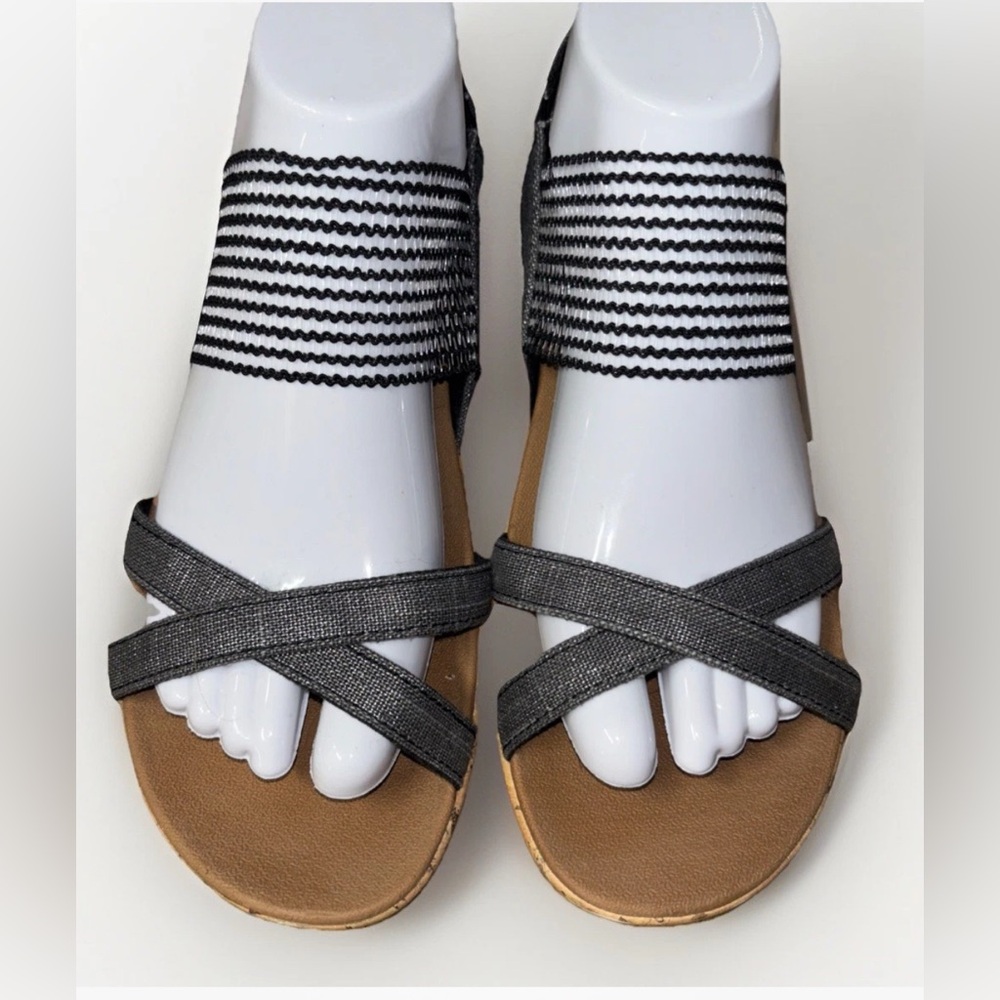 Skechers with Luxe Foam Sandals